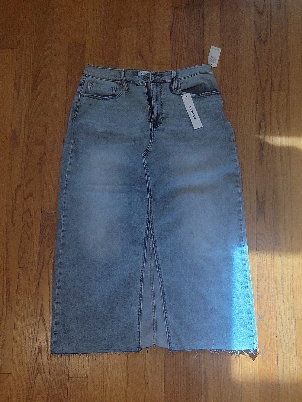 NWT Vigoss Light Blue Straight Leg Denim Skirt Size 32